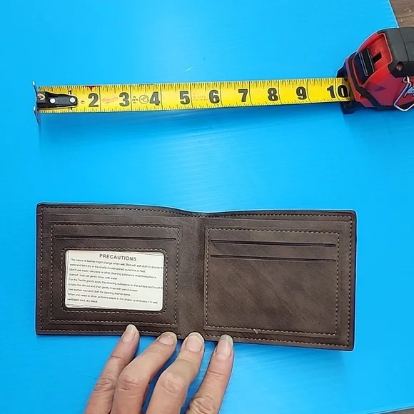 Leather bifold arkansas razorback wallet - Picture 3 of 4